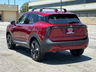 Nissan Kicks 2025 SR 4dr Crossover