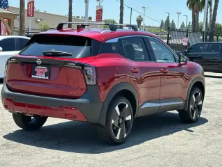 Nissan Kicks 2025 SR 4dr Crossover