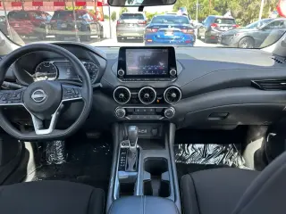 Nissan Sentra 2025 SV 4dr Sedan