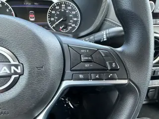 Nissan Sentra 2025 SV 4dr Sedan