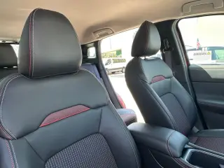 Nissan Kicks 2025 SR 4dr Crossover