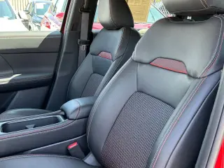 Nissan Kicks 2025 SR 4dr Crossover