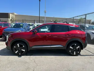 Nissan Kicks 2025 SR 4dr Crossover