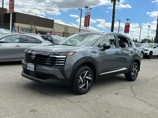 Nissan Kicks 2026 SV 4dr Crossover