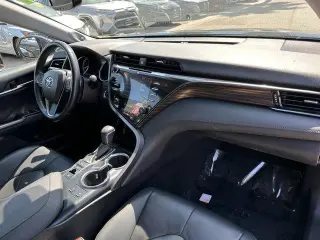 Toyota Camry 2019 XLE V6 4dr Sedan