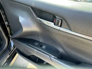 Toyota Camry 2019 XLE V6 4dr Sedan