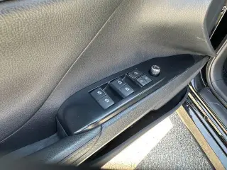 Toyota Camry 2019 XLE V6 4dr Sedan