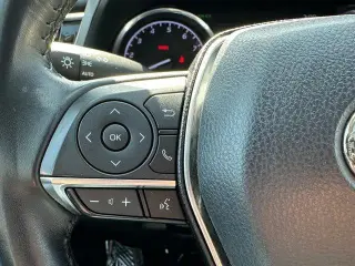 Toyota Camry 2019 XLE V6 4dr Sedan