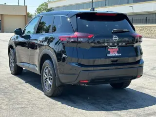 Nissan Rogue 2026 S 4dr Crossover