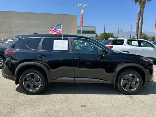 Nissan Rogue 2026 SV 4dr Crossover