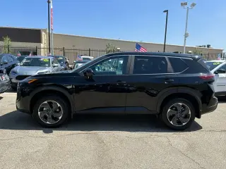 Nissan Rogue 2026 SV 4dr Crossover