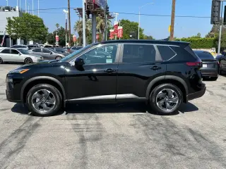 Nissan Rogue 2026 SV 4dr Crossover