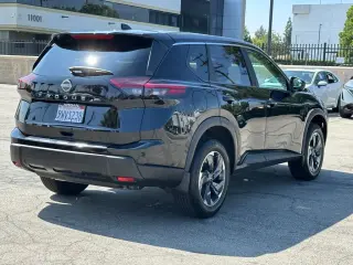 Nissan Rogue 2026 SV 4dr Crossover