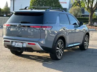 Nissan Pathfinder 2023 Platinum 4dr SUV