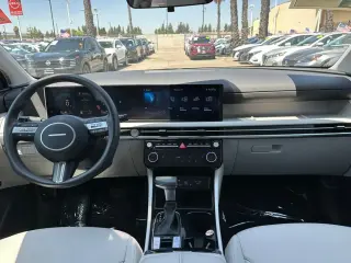 Hyundai TUCSON 2025 SEL 4dr SUV