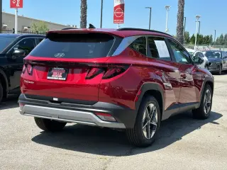 Hyundai TUCSON 2025 SEL 4dr SUV