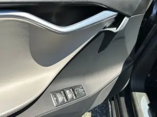 Tesla Model S 2015 AWD 90D 4dr Liftback