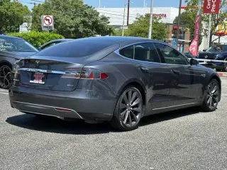 Tesla Model S 2015 AWD 90D 4dr Liftback