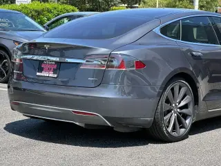 Tesla Model S 2015 AWD 90D 4dr Liftback