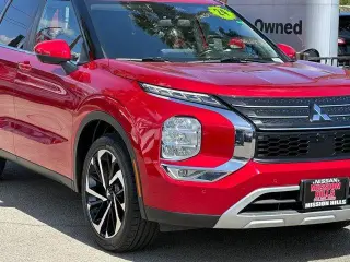 Mitsubishi Outlander 2024 SE 4dr SUV