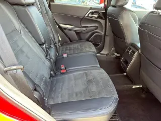 Mitsubishi Outlander 2024 SE 4dr SUV