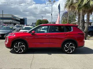 Mitsubishi Outlander 2024 SE 4dr SUV