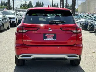 Mitsubishi Outlander 2024 SE 4dr SUV