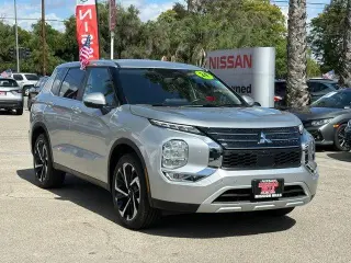 Mitsubishi Outlander 2024 SE 4dr SUV