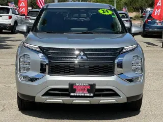 Mitsubishi Outlander 2024 SE 4dr SUV