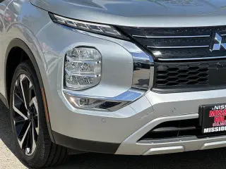 Mitsubishi Outlander 2024 SE 4dr SUV
