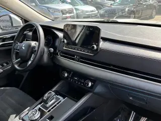 Mitsubishi Outlander 2024 SE 4dr SUV
