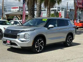 Mitsubishi Outlander 2024 SE 4dr SUV