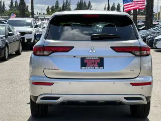 Mitsubishi Outlander 2024 SE 4dr SUV