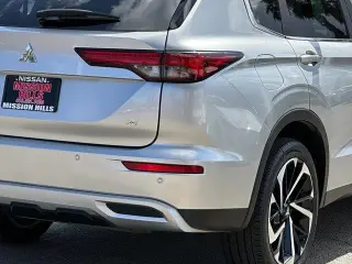 Mitsubishi Outlander 2024 SE 4dr SUV