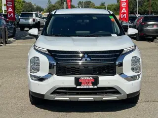 Mitsubishi Outlander 2024 SE 4dr SUV
