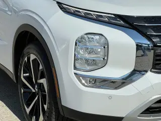 Mitsubishi Outlander 2024 SE 4dr SUV