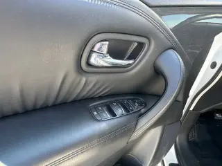 Nissan Armada 2024 4x2 SV 4dr SUV