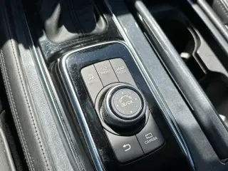 Nissan Armada 2024 4x2 SV 4dr SUV