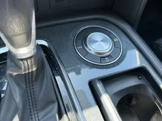 Nissan Armada 2024 4x2 SV 4dr SUV