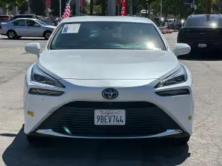 Toyota Mirai 2022 XLE 4dr Sedan
