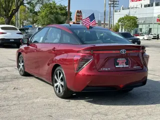 Toyota Mirai 2018 4dr Sedan