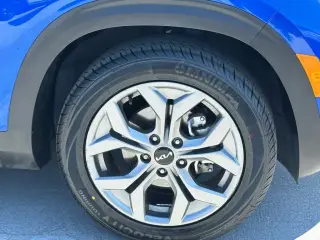 Kia Seltos 2024 S 4dr SUV