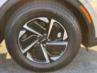 Kia Sportage Hybrid 2023 AWD LX 4dr SUV