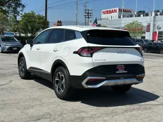 Kia Sportage 2024 AWD LX 4dr SUV