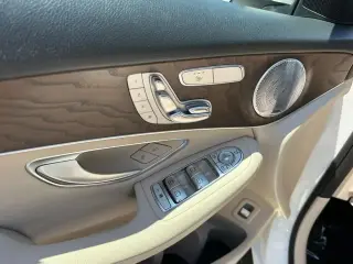 Mercedes-Benz GLC 2019 AWD GLC 300 4MATIC 4dr SUV