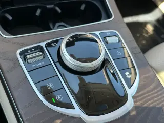 Mercedes-Benz GLC 2019 AWD GLC 300 4MATIC 4dr SUV