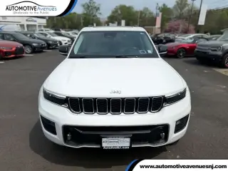 Jeep Grand Cherokee 2022 4x4 Overland 4dr SUV (midyear release)