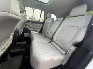 Jeep Grand Cherokee 2022 4x4 Overland 4dr SUV (midyear release)