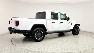 Jeep Gladiator 2023 4x4 Overland 4dr Crew Cab 5.0 ft. SB