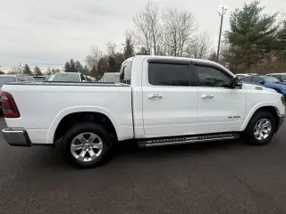 Ram 1500 2021 4x4 Laramie 4dr Crew Cab 5.6 ft. SB Pickup
